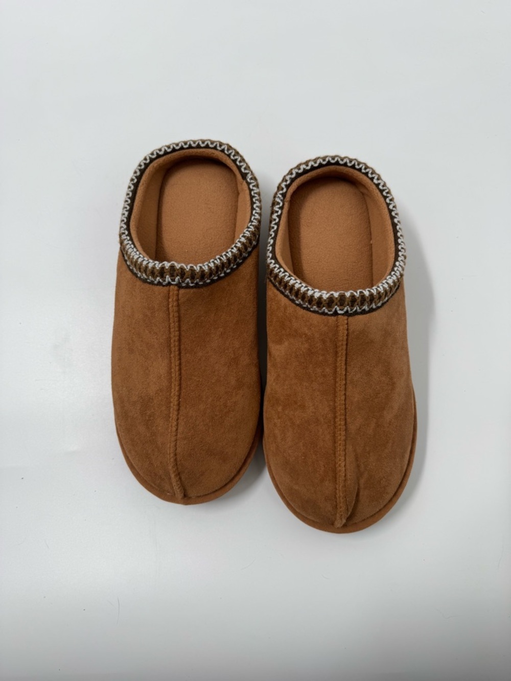 Women’s Unbranded Slippers Size 10 - Picture 2 of 5
